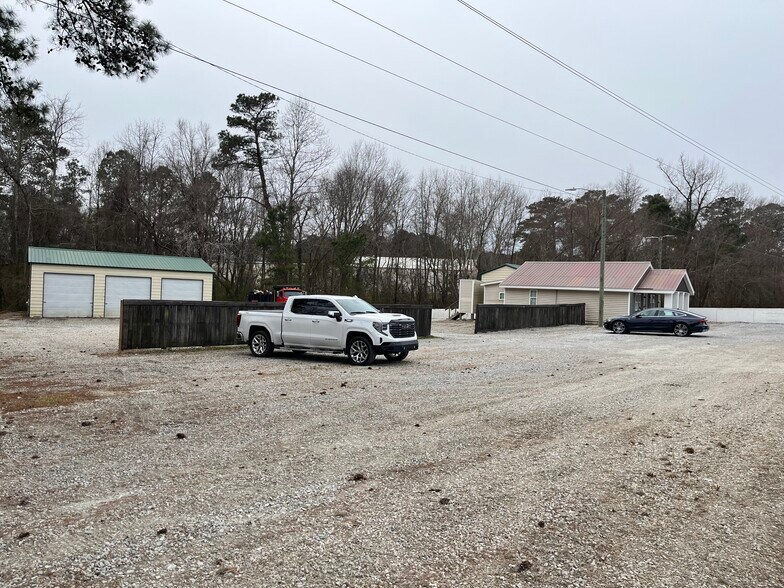 More Photos Of 10757 NC-210, Four Oaks Industrial For Lease