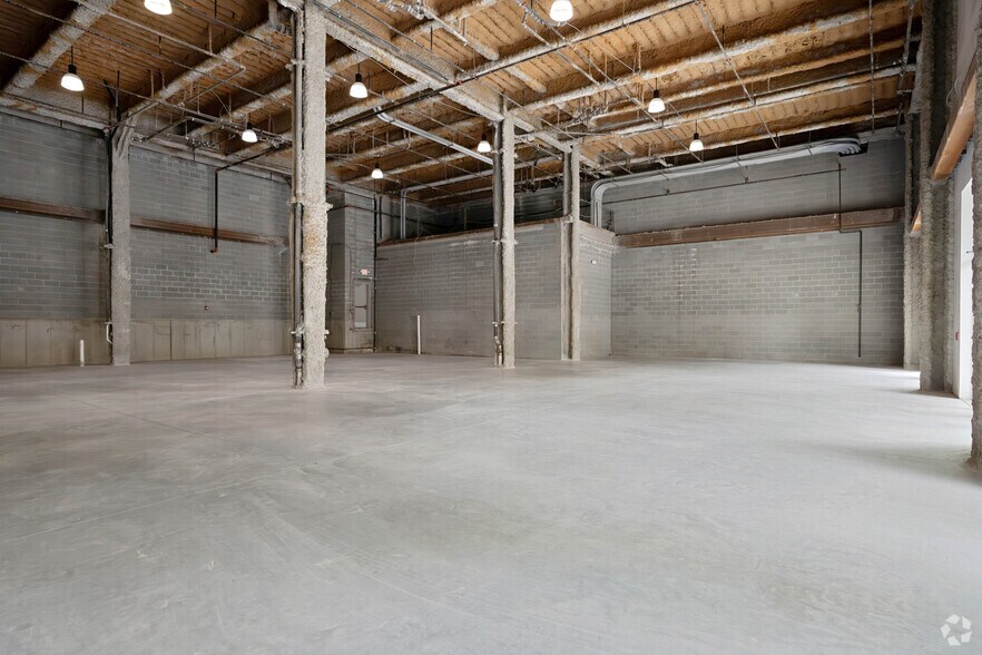 More Photos Of 7730 Harkins Rd, Lanham Apartments For Lease