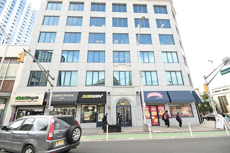 More Photos Of 591 Summit Ave, Jersey City Office Residential For Lease