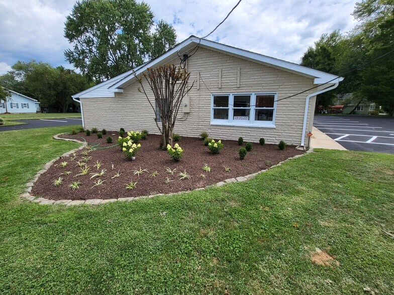 More Photos Of 320 Glebe Rd, Easton Office For Lease