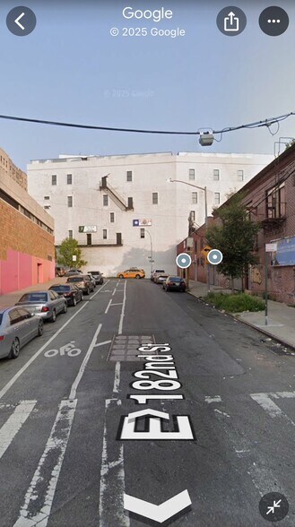 More Photos Of 305 E 182nd St, Bronx Light Manufacturing For Sale