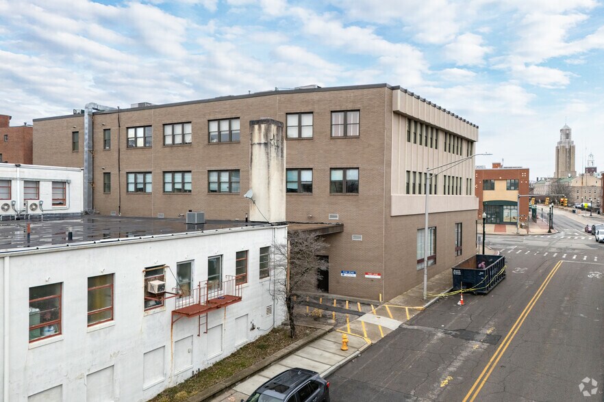 More Photos Of 200 Main St, Pawtucket Office For Lease