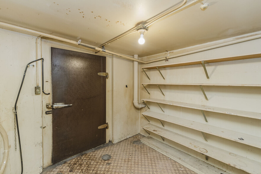 More Photos Of 1560 S Topeka St, Wichita Lodge Meeting Hall For Sale