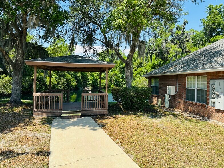 More Photos Of 6817 Southpoint Pky, Jacksonville Office For Lease