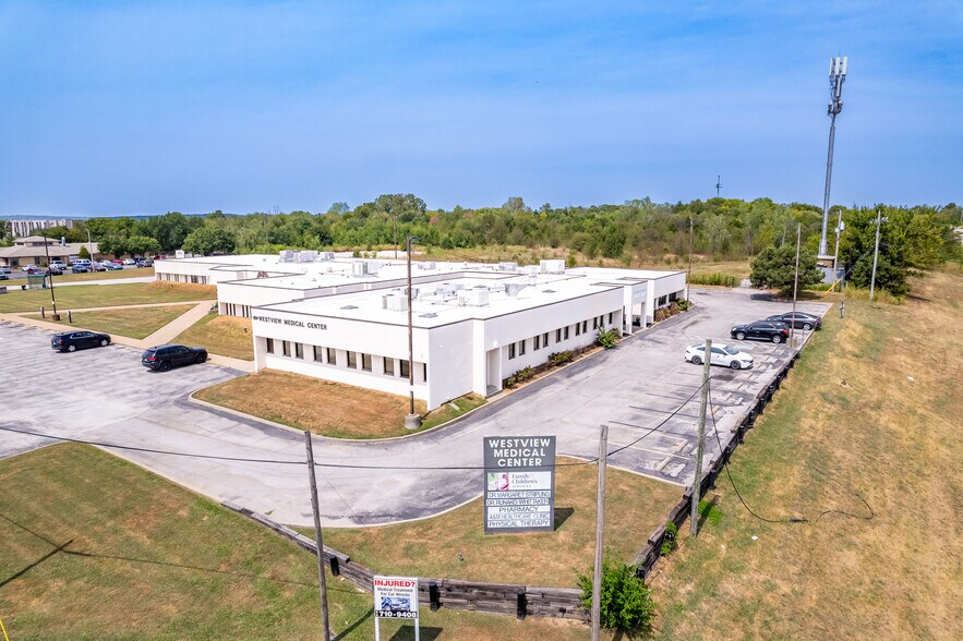 Primary Photo Of 3604-3606 N Martin Luther King Jr Blvd, Tulsa Medical For Lease
