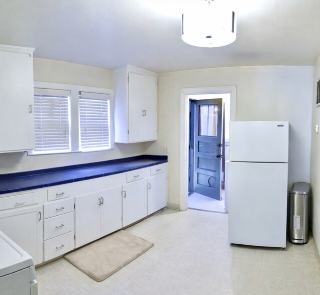 More Photos Of 926 Georgia St, Vallejo Apartments For Sale