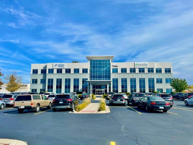 More Photos Of 7456 S State Rd, Bedford Park Medical For Lease