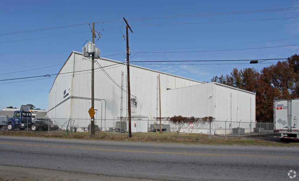 Primary Photo Of 2600 Louisville Rd, Savannah Distribution For Lease