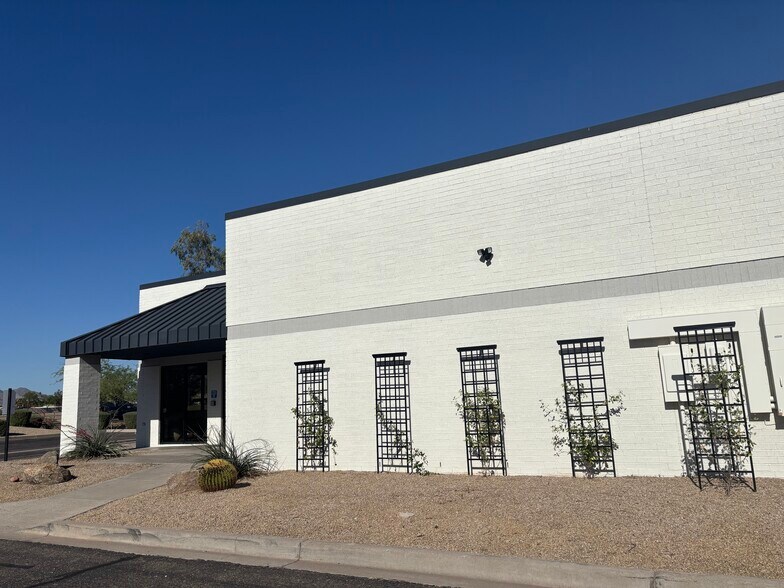 More Photos Of 6345 E Baywood Ave, Mesa Office For Lease