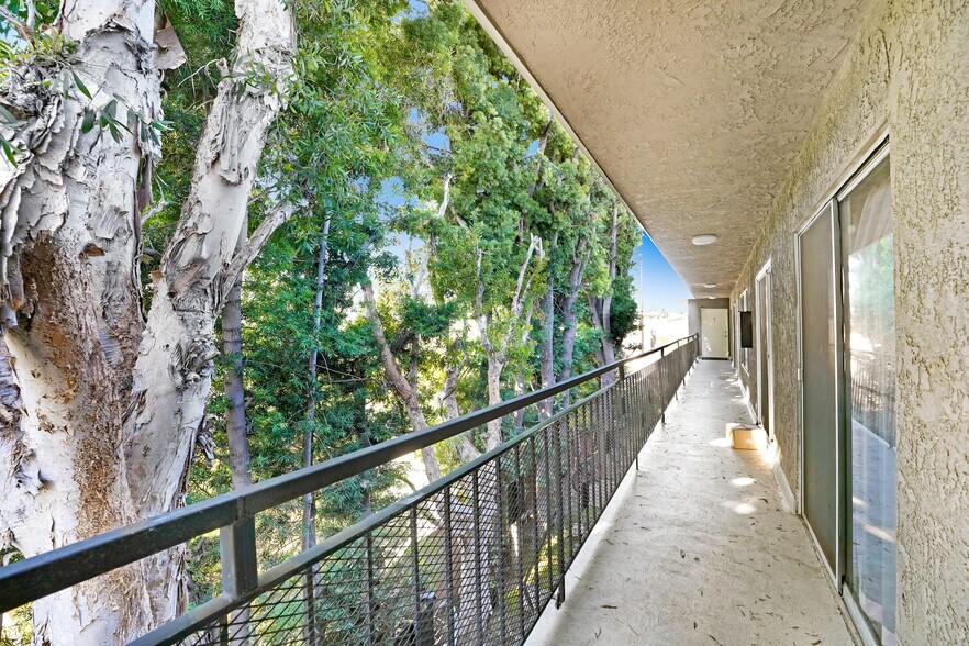 More Photos Of 12757 Caswell Ave, Los Angeles Apartments For Sale