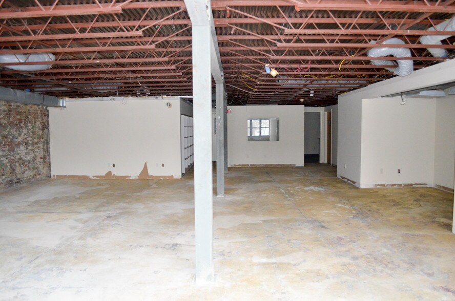 More Photos Of 1 Harris St, Newburyport Medical For Lease
