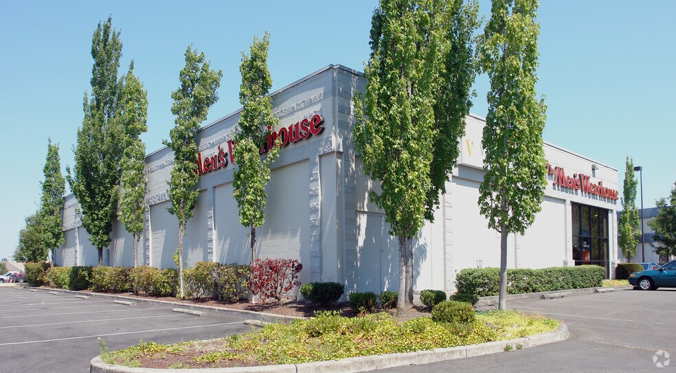 More Photos Of 1424 Outlet Collection Way SW, Auburn Freestanding For Sale