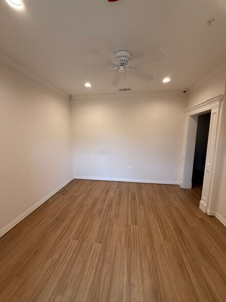 More Photos Of 8668 John Hickman Pkwy, Frisco Medical For Lease