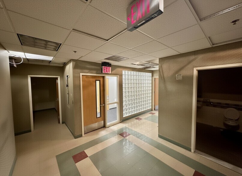 More Photos Of 1435 86th St, Brooklyn Medical For Sale