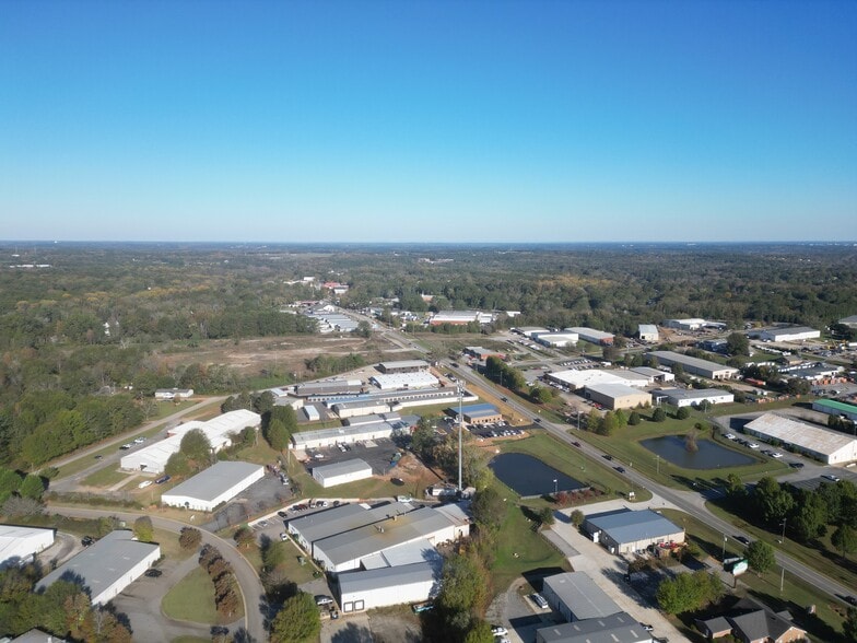 More Photos Of 1360 Greensboro Hwy, Watkinsville Warehouse For Lease