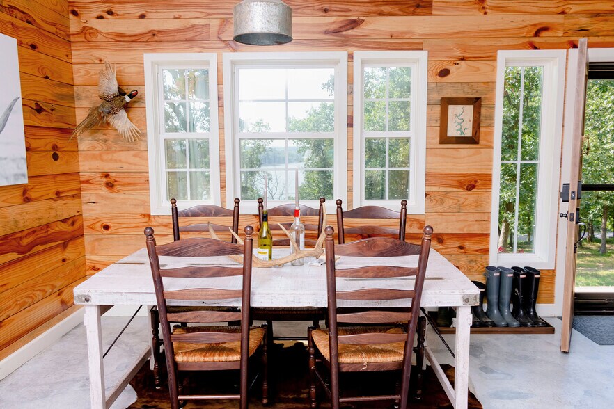 More Photos Of 19430 Highway 80, Hulbert Specialty For Sale