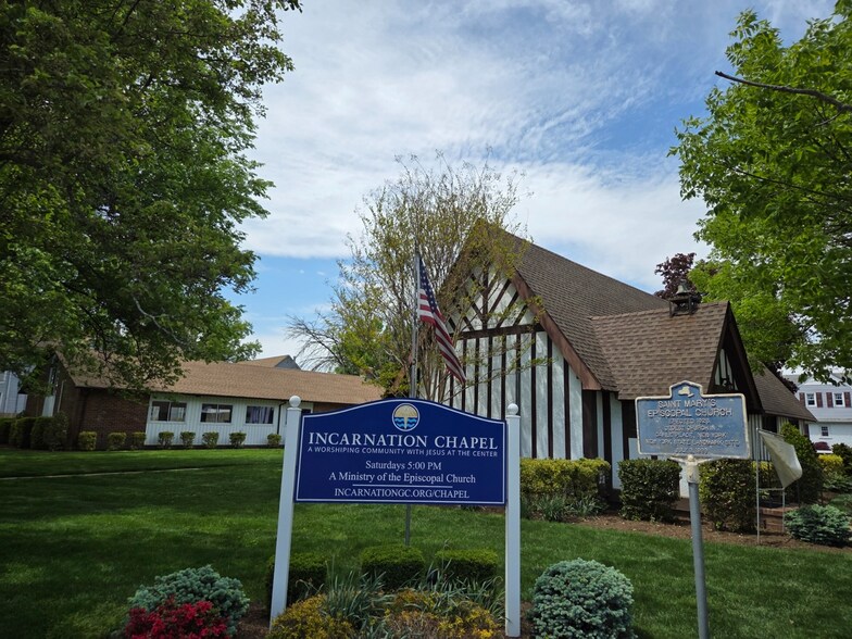 Primary Photo Of 252 Rushmore Ave, Carle Place Religious Facility For Sale