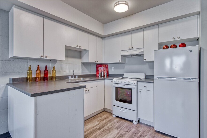 More Photos Of 975 Tranquille Rd, Kamloops Multifamily For Sale