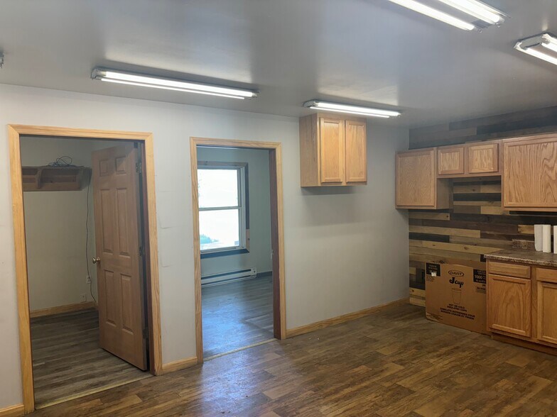 More Photos Of 3700 Oneida Valley Rd, Emlenton Industrial For Lease