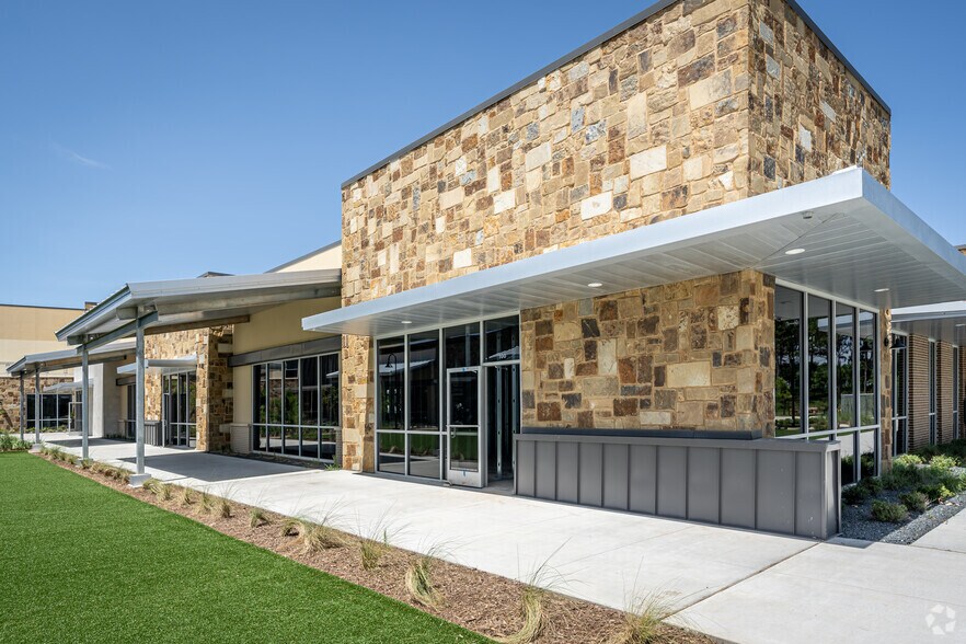 More Photos Of Cross Creek Ranch Blvd, Fulshear Unknown For Lease