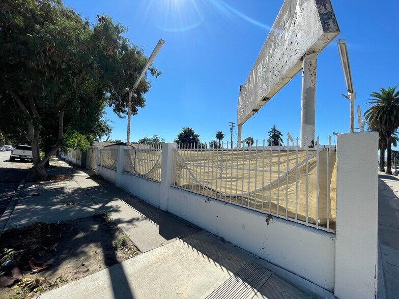 More Photos Of 1443 N E St, San Bernardino Freestanding For Sale