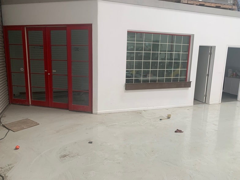 More Photos Of 3425 Ettie St, Oakland Warehouse For Lease