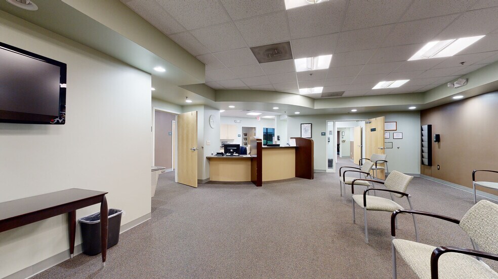 More Photos Of 400 Cresson Blvd, Phoenixville Unknown For Lease