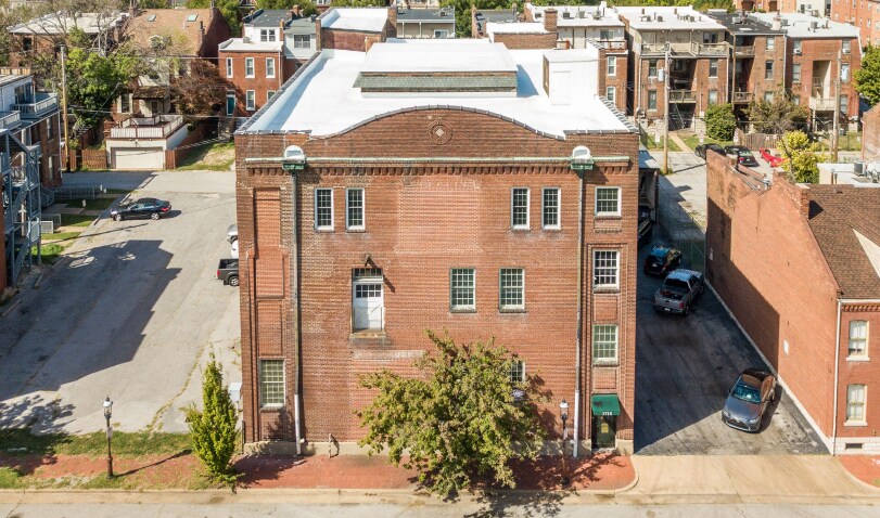 Primary Photo Of 1709 S 11th St, Saint Louis Warehouse For Sale