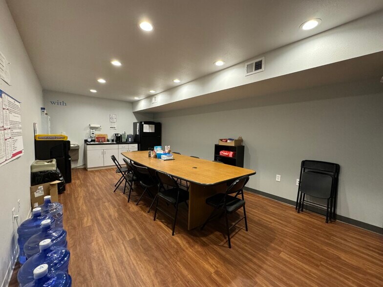 More Photos Of 2881 S 31st Ave, Greeley Warehouse For Sale