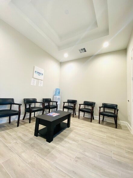 More Photos Of 4220 Cartwright Rd, Missouri City Medical For Sale