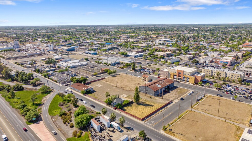 More Photos Of 216 4th Street, Hanford Land For Sale