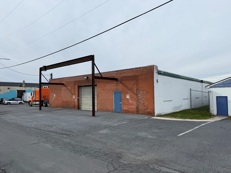 More Photos Of , Harrisburg Unknown For Sale