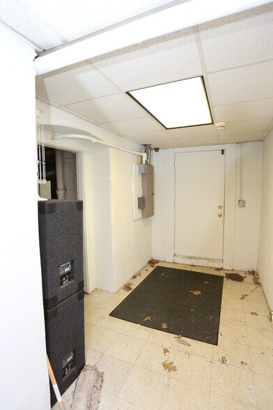 More Photos Of 1205 Elm St, Youngstown Religious Facility For Sale