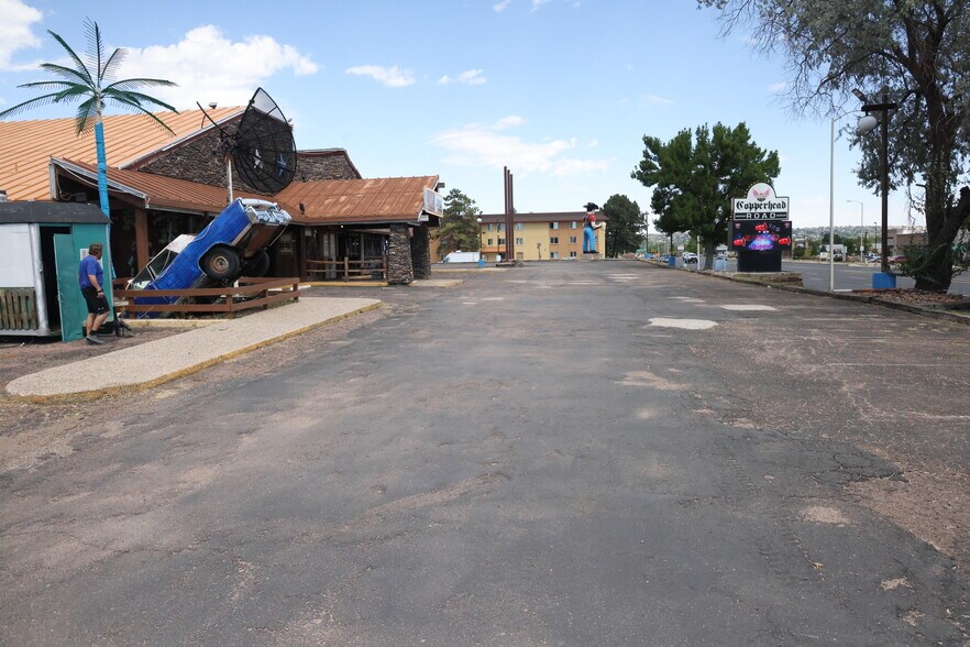 More Photos Of 3330 N Academy Blvd, Colorado Springs Bar For Sale