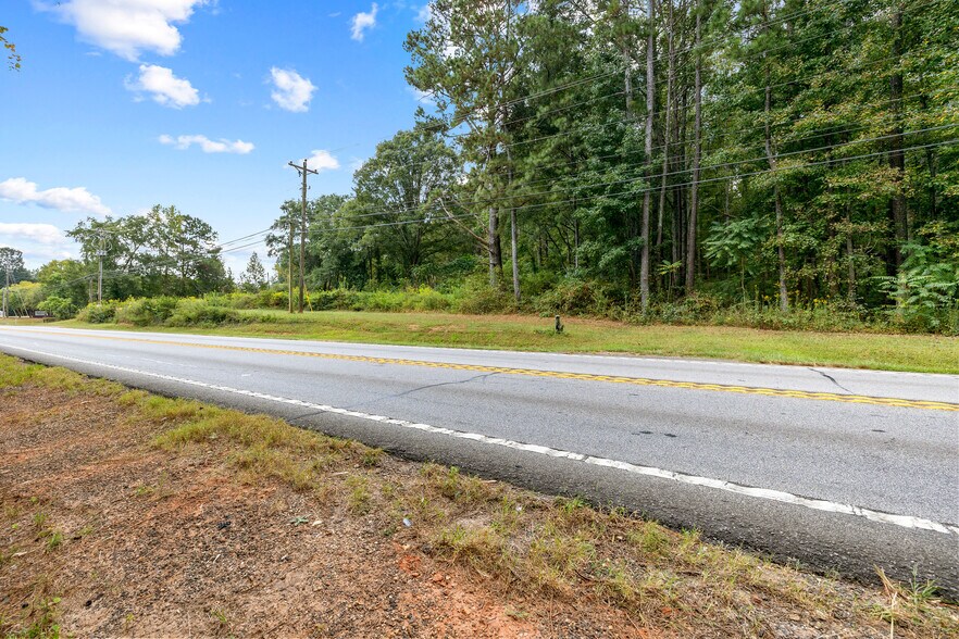 More Photos Of 3098 Highway 154, Newnan Land For Sale