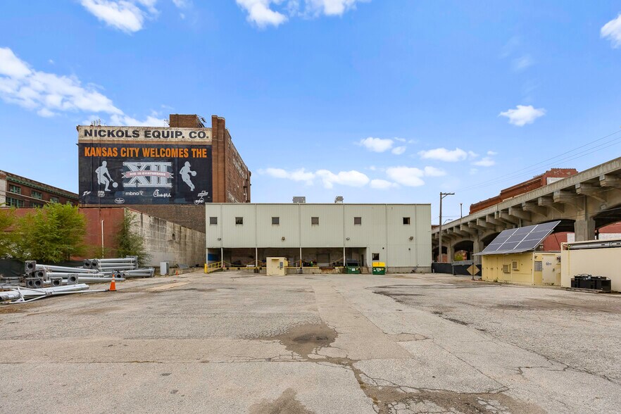 More Photos Of 1315 W 12th St, Kansas City Warehouse For Sale