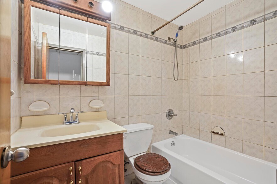 More Photos Of 79-59-79-63 Myrtle Ave, Glendale Multifamily For Sale