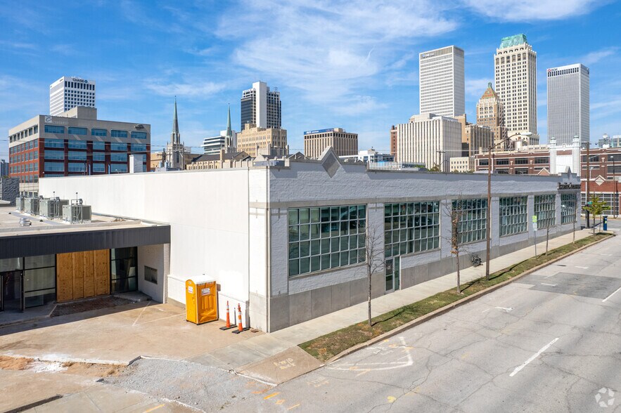 More Photos Of 220 E 8th St, Tulsa Office For Lease
