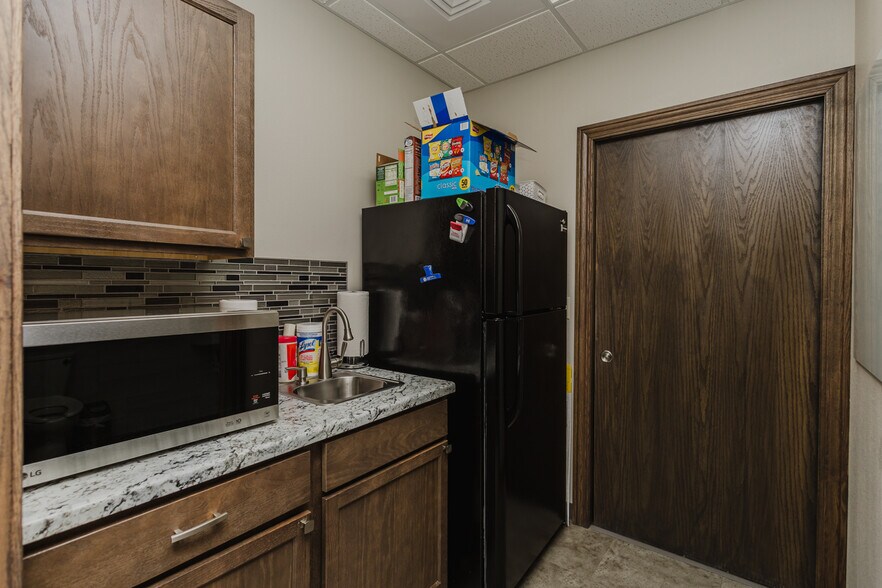 More Photos Of 429 S 119th St W, Wichita Office For Sale
