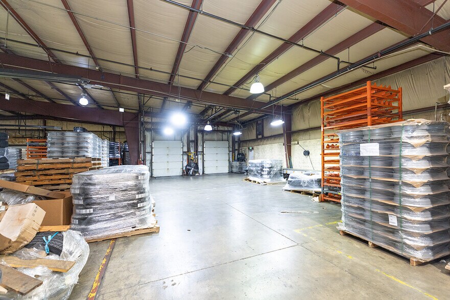 More Photos Of 1655 E 12th St, Mishawaka Manufacturing For Sale