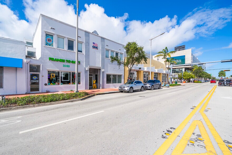 More Photos Of 1558 Alton Rd, Miami Beach Office For Sale