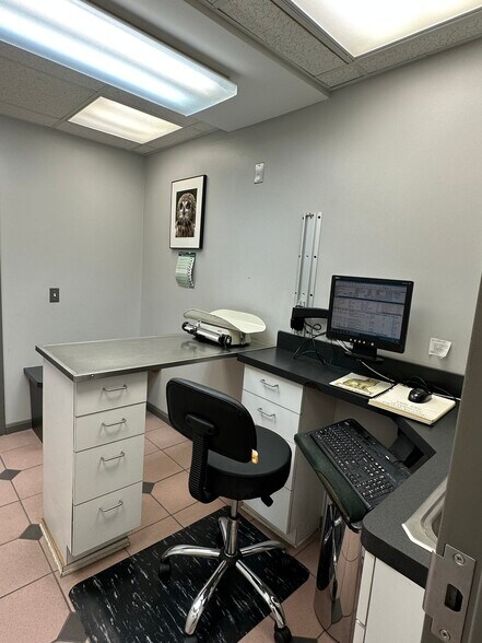 More Photos Of 7189 Lee Hwy, Falls Church Freestanding For Sale