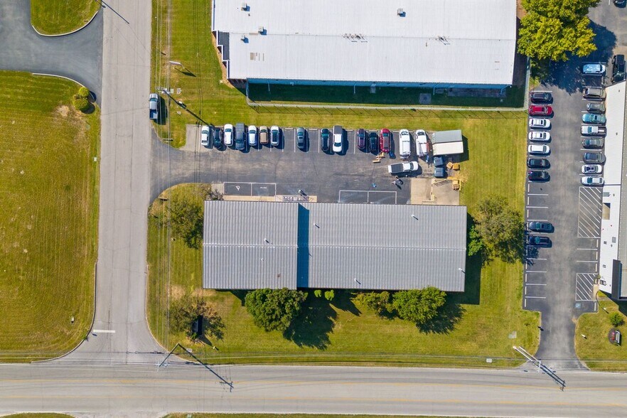 More Photos Of 2700 Diode Ln, Louisville Warehouse For Lease