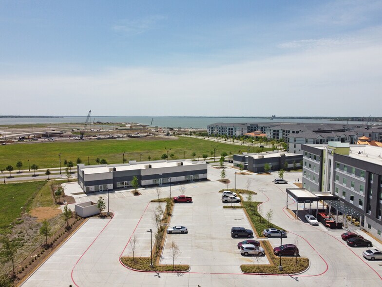 More Photos Of 8617 Sunset Blvd, Rowlett Storefront Retail Office For Sale