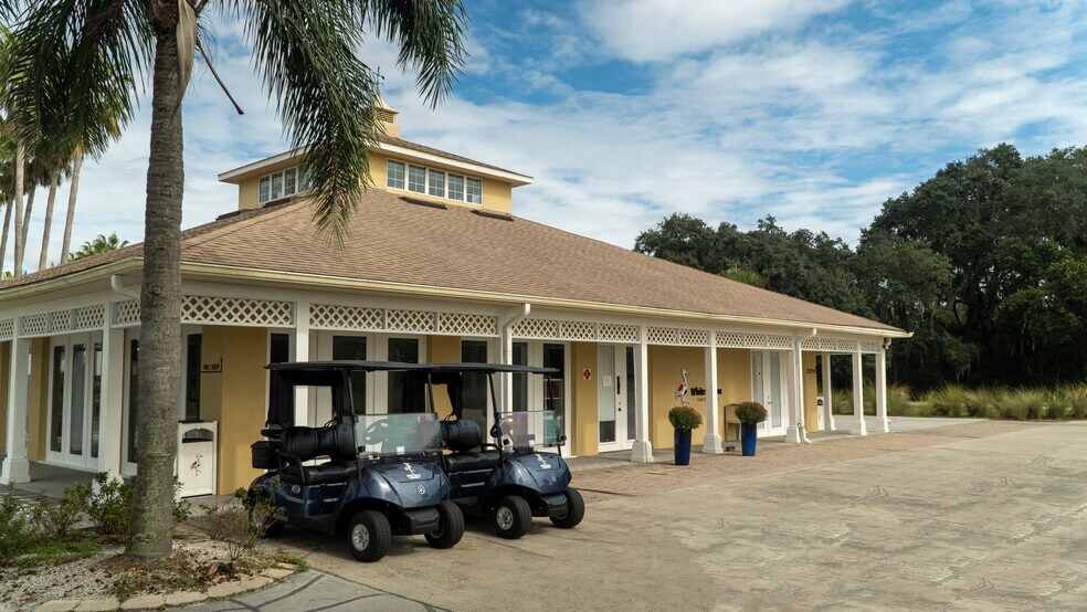 More Photos Of 200 Eagle Ridge Dr, Davenport Golf Course Driving Range For Sale