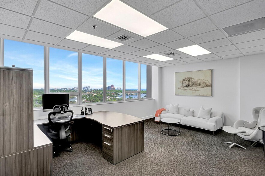 More Photos Of 2455 E Sunrise Blvd, Fort Lauderdale Loft Creative Space For Sale