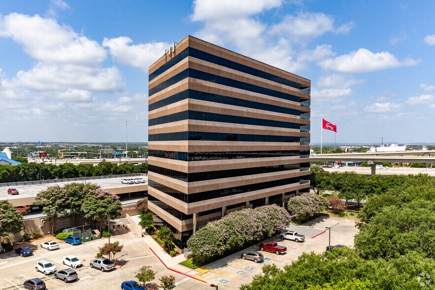 More Photos Of 1701 Directors Blvd, Austin Office For Lease