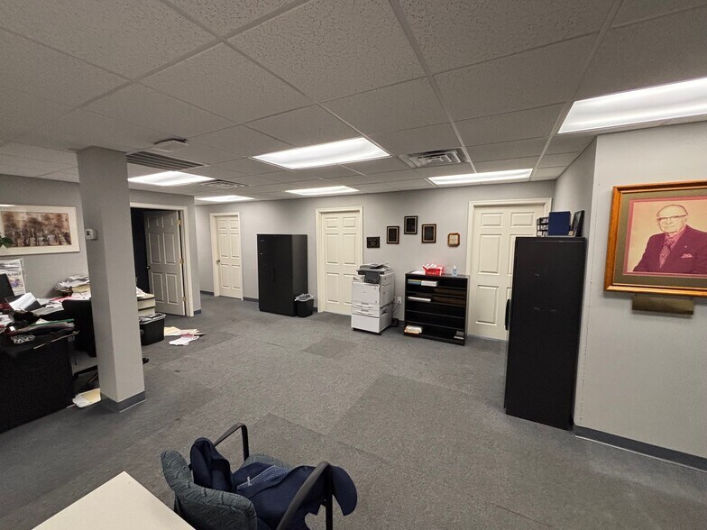More Photos Of 201 Rosser Ave, Waynesboro Medical For Sale