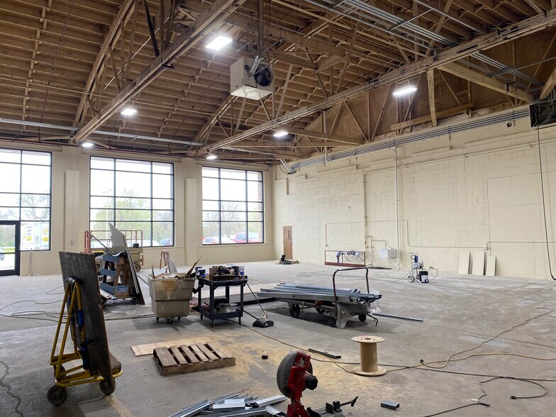 More Photos Of 5505 123rd St W, Savage Manufacturing For Lease