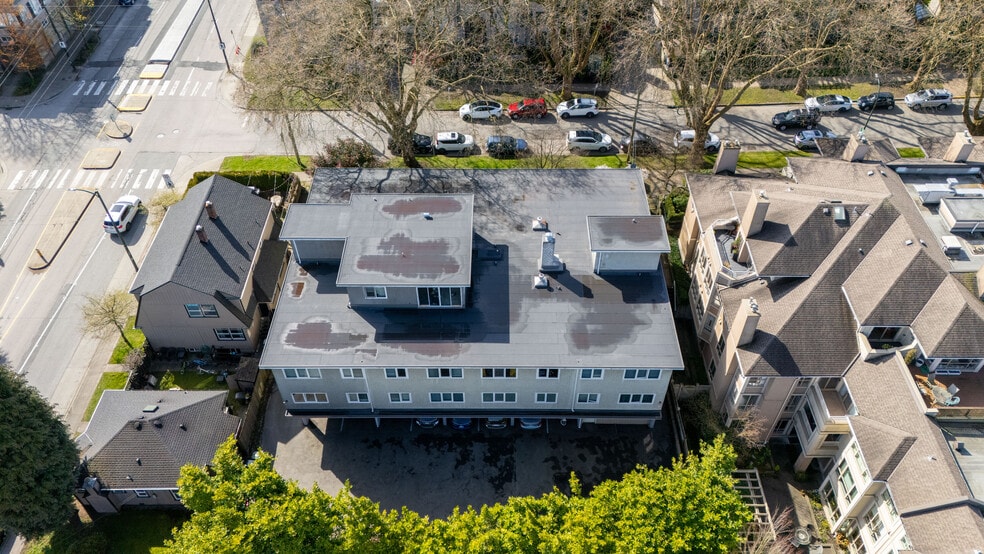 More Photos Of 3719 W 8th Av, Vancouver Apartments For Sale
